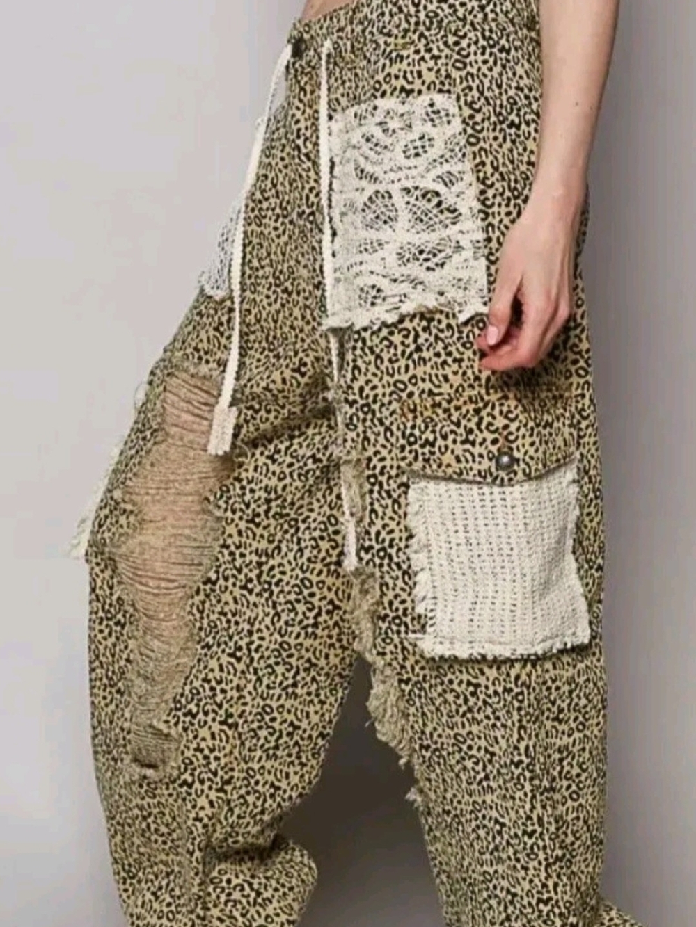 POL Leopard-Print Distressed Joggers with Crochet Pockets - Beige/White